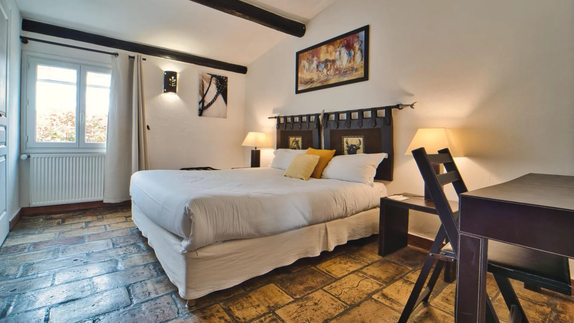 Hotel Mas De Calabrun Saintes-Maries-de-la-Mer