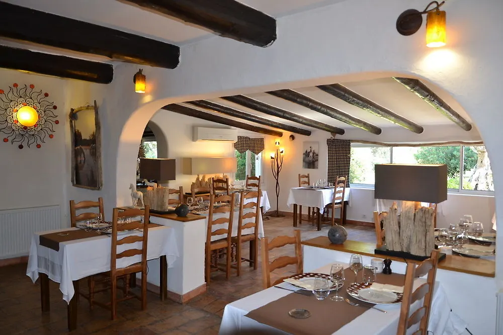 Hotel Mas De Calabrun Saintes-Maries-de-la-Mer